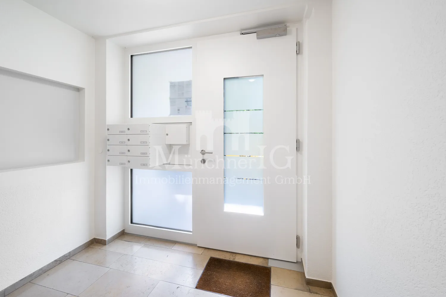 1 room apartment with 34 m² in Munich – Photo 12