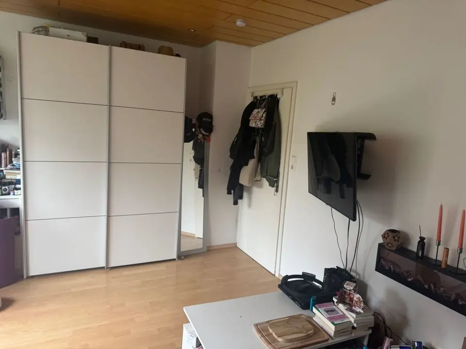 5 Zimmer Wohnung mit 80 m² in Stuttgart – Bild 2