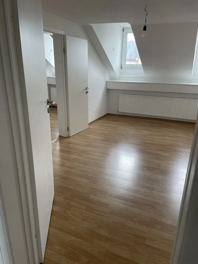 5 Zimmer Wohnung mit 68 m² in Mainz – Bild 1