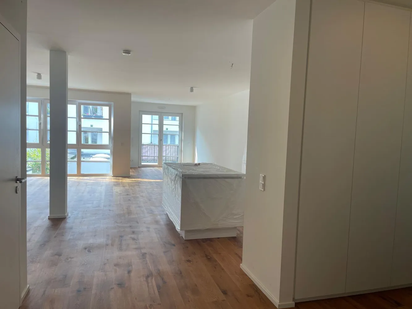 4 Zimmer Wohnung mit 130 m² in Düsseldorf – Bild 1