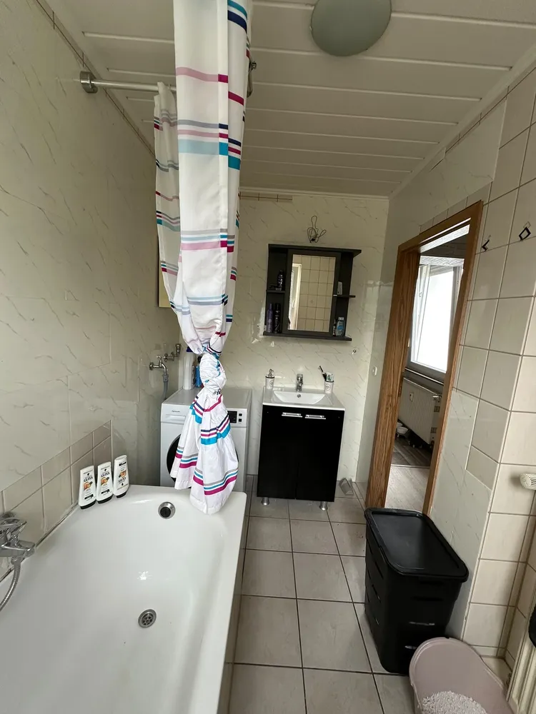 2 Zimmer Wohnung mit 65 m² in Oberhausen – Bild 4