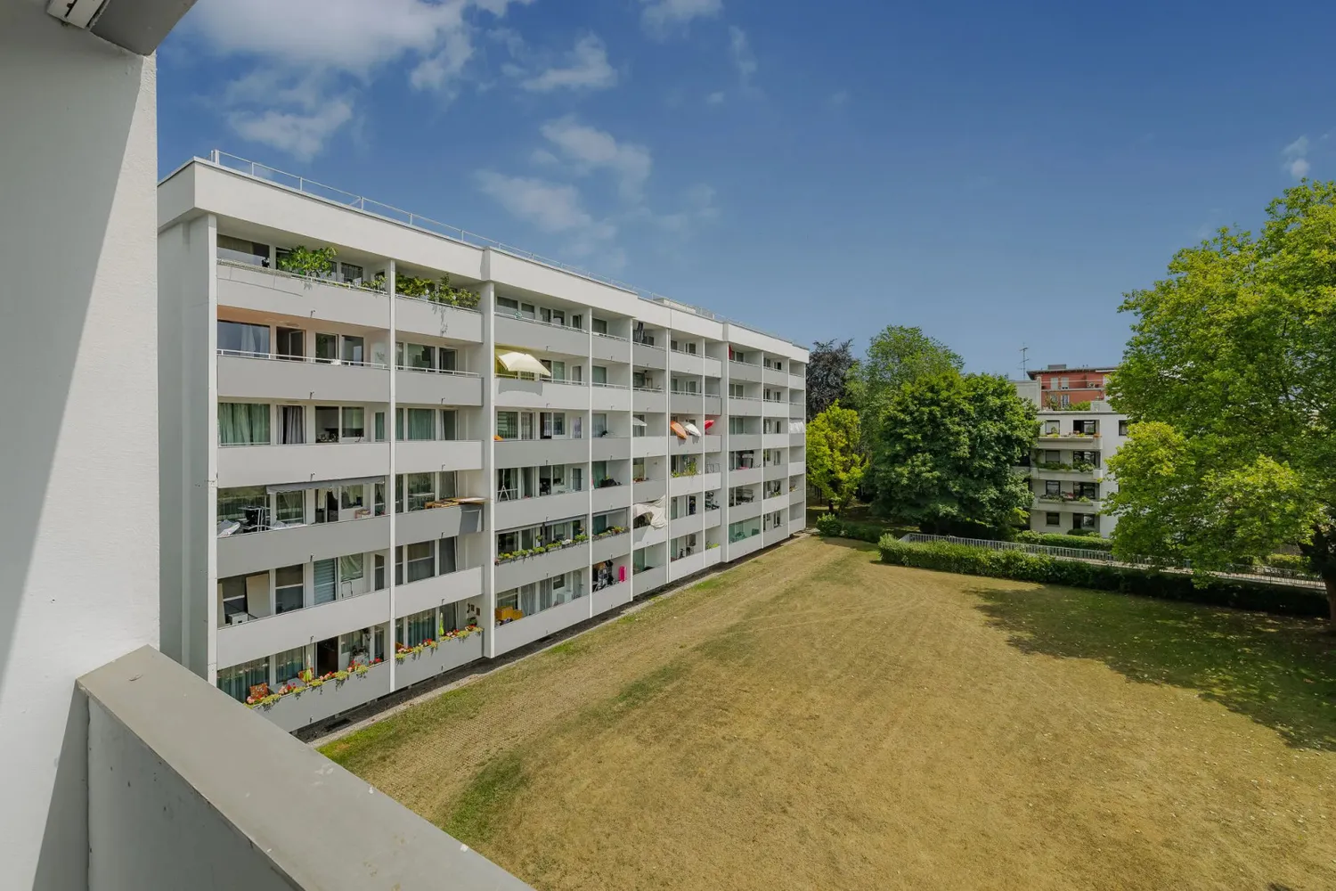 Shared room with 13 m² in Munich – Photo 2