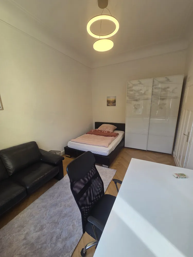 1 Zimmer Wohnung mit 25 m² in Düsseldorf – Bild 2