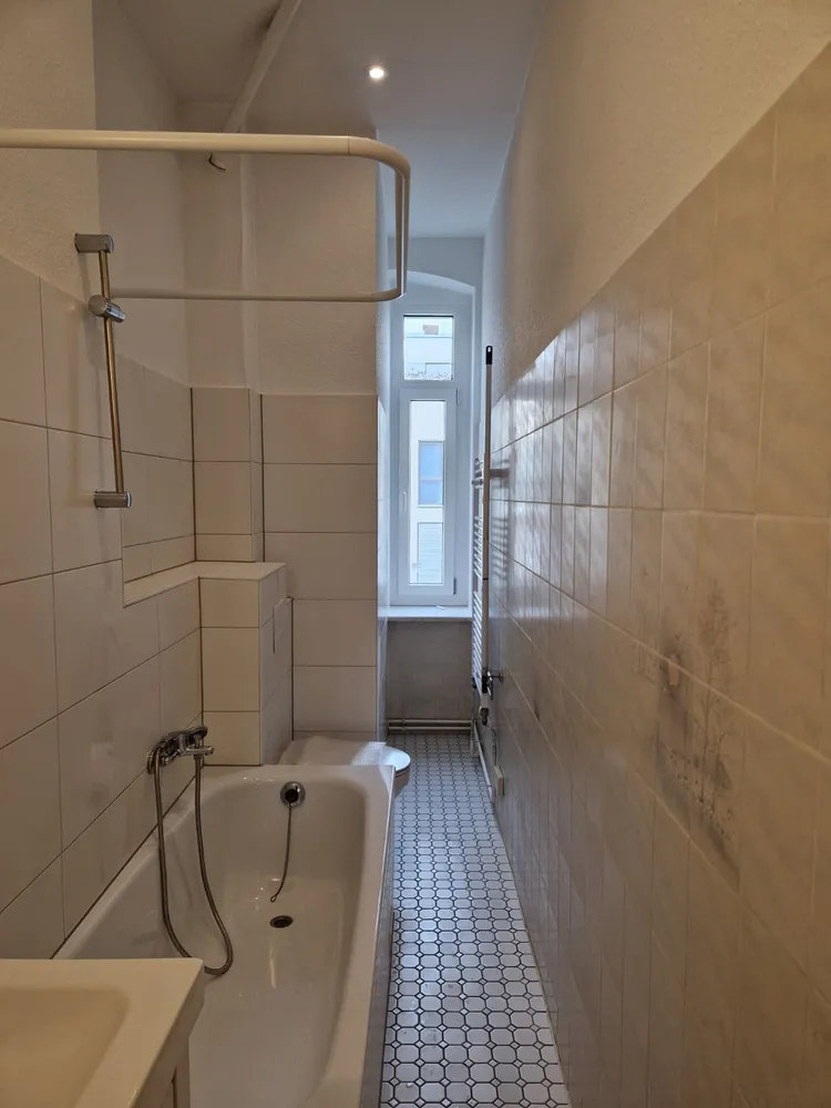 3 room apartment with 90 m² in Berlin – Photo 7