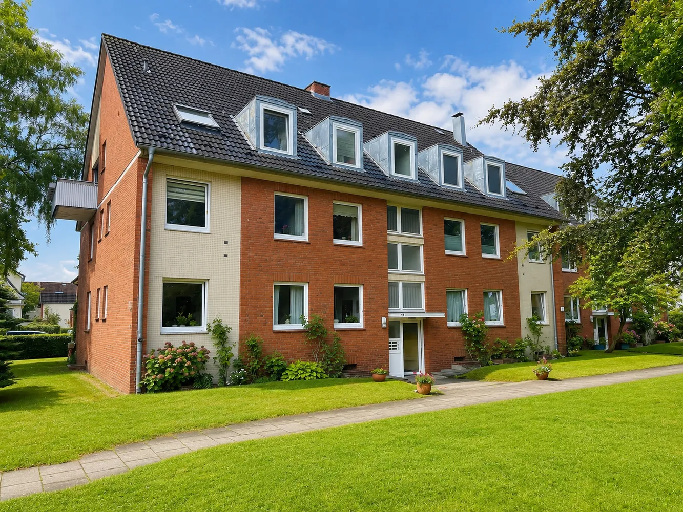 3 Zimmer Wohnung mit 88 m² in Hamburg – Bild 2