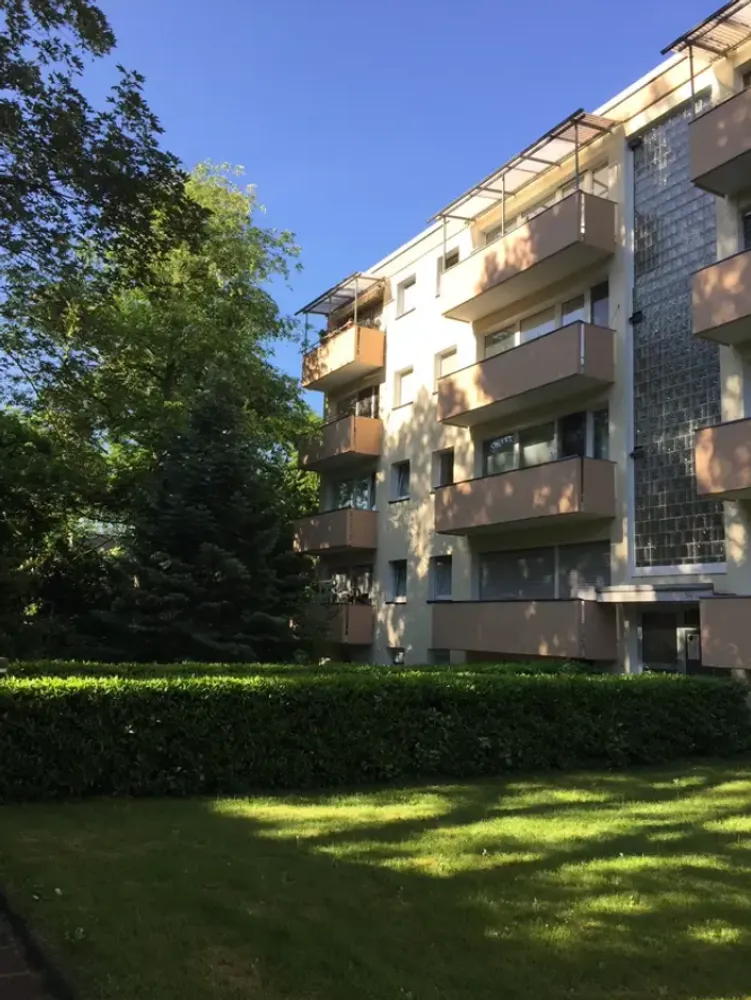 4 Zimmer Wohnung mit 94 m² in Frankfurt am Main – Bild 1