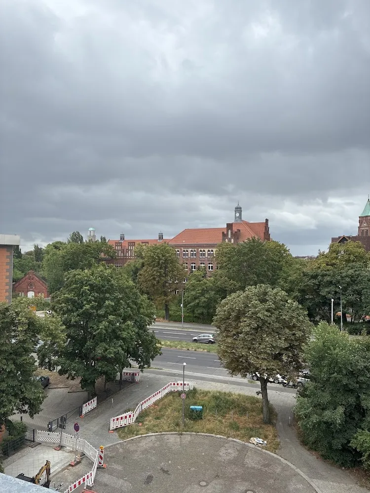 2 room apartment with 65 m² in Berlin – Photo 2