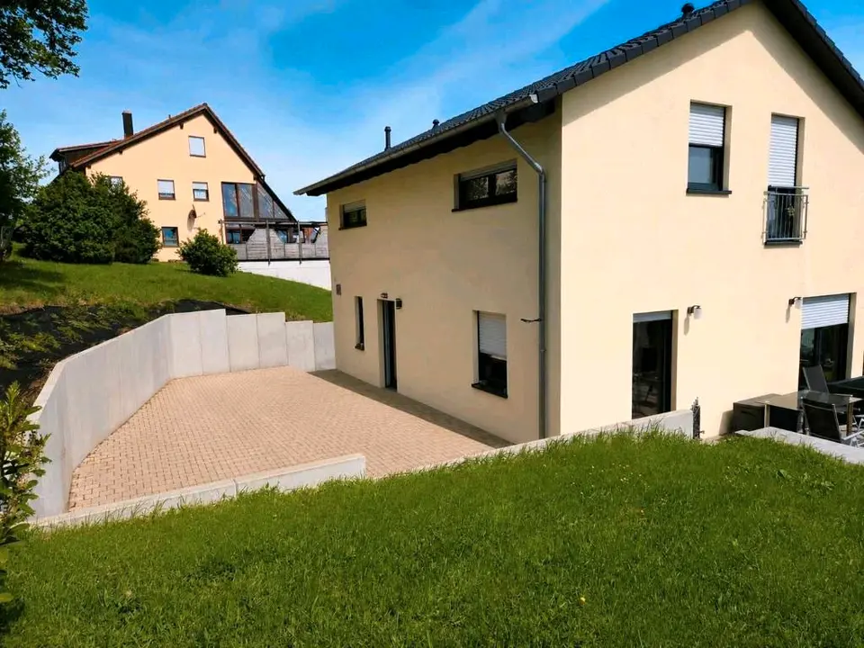 4 Zimmer Haus mit 156 m² in Ansbach – Bild 2
