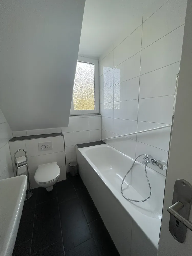 2 Zimmer Wohnung mit 42 m² in Essen – Bild 4