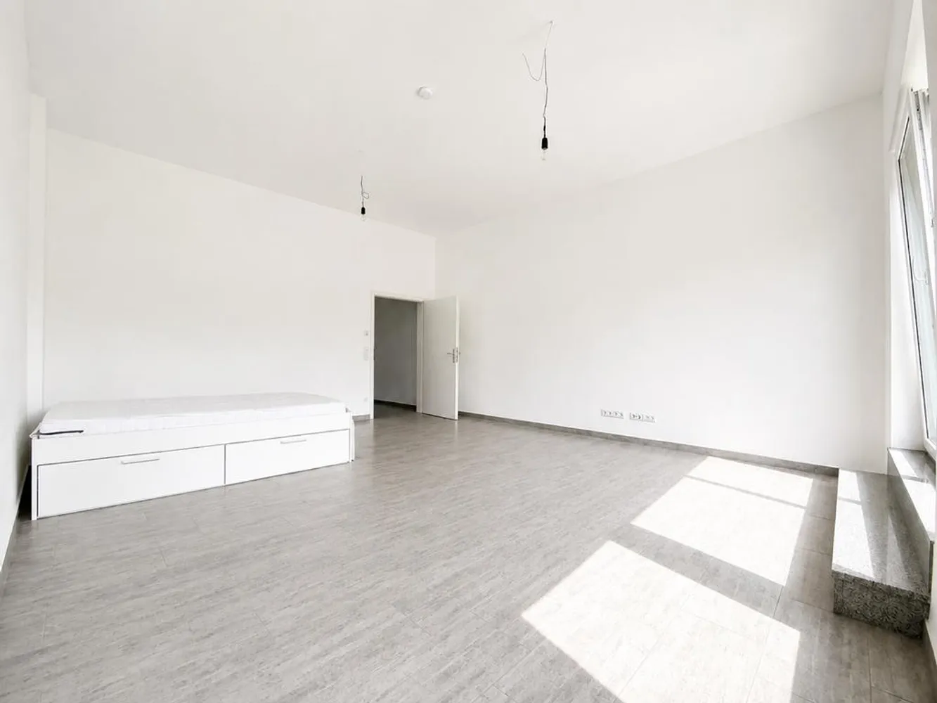 1 Zimmer Wohnung mit 64 m² in Karlsruhe – Bild 2