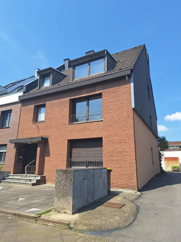 3 room apartment with 79 m² in Düsseldorf – Photo 1