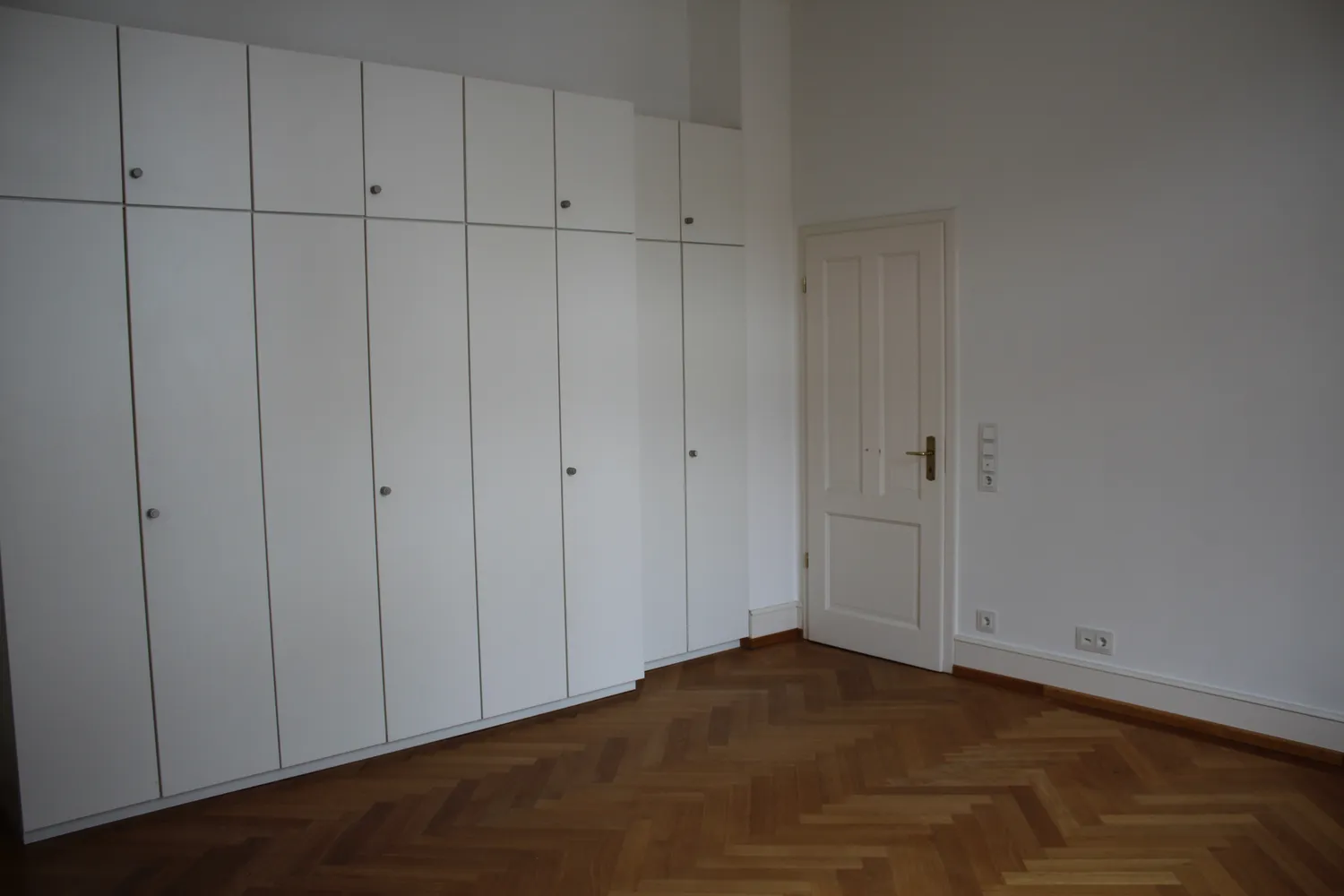 10 Zimmer Wohnung mit 320 m² in Frankfurt am Main – Bild 7