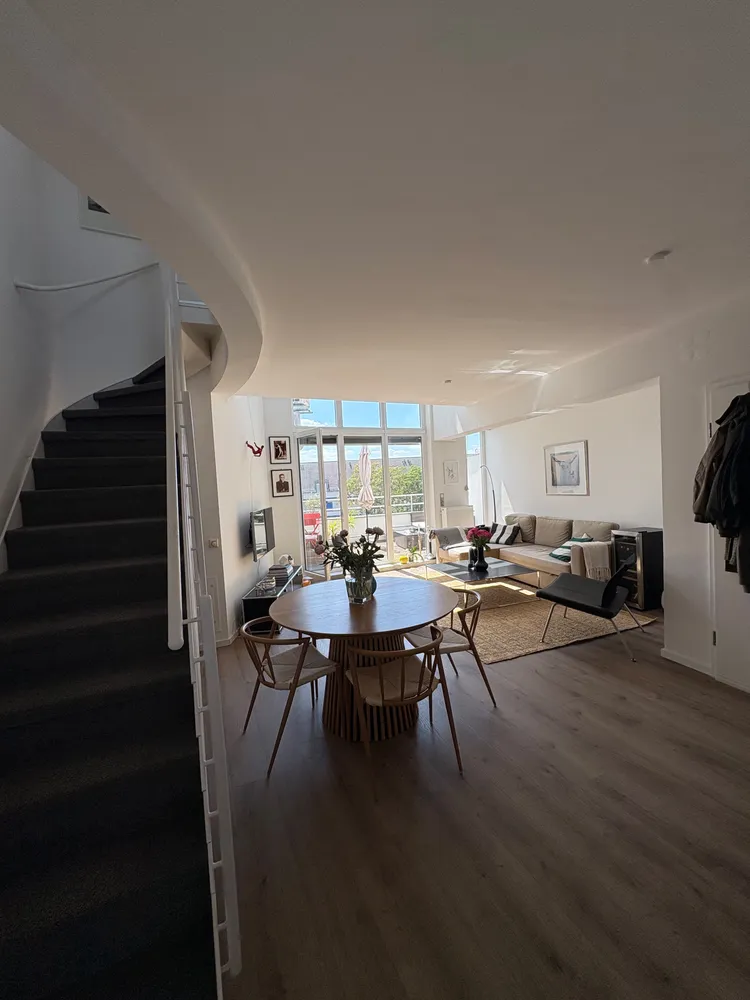 2 Zimmer Wohnung mit 80 m² in Frankfurt am Main – Bild 11