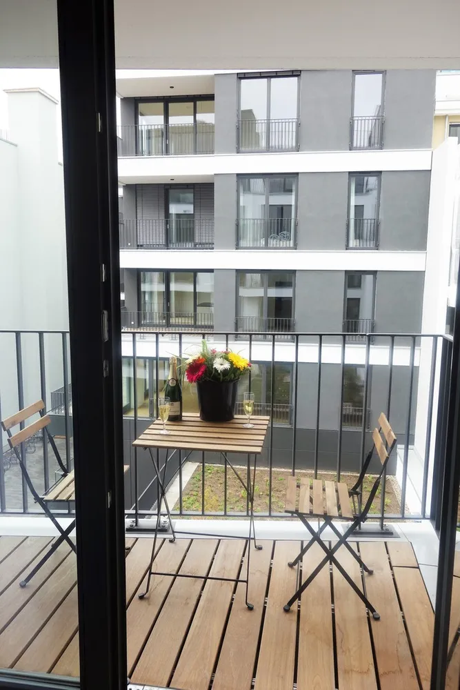 3 room apartment with 75 m² in Berlin – Photo 6