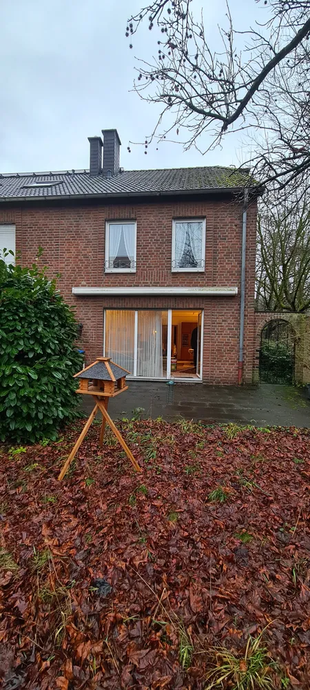 5 Zimmer Haus mit 131 m² in Düsseldorf – Bild 3