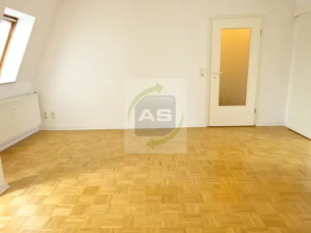 2 Zimmer Wohnung mit 70 m² in Zwickau – Bild 3