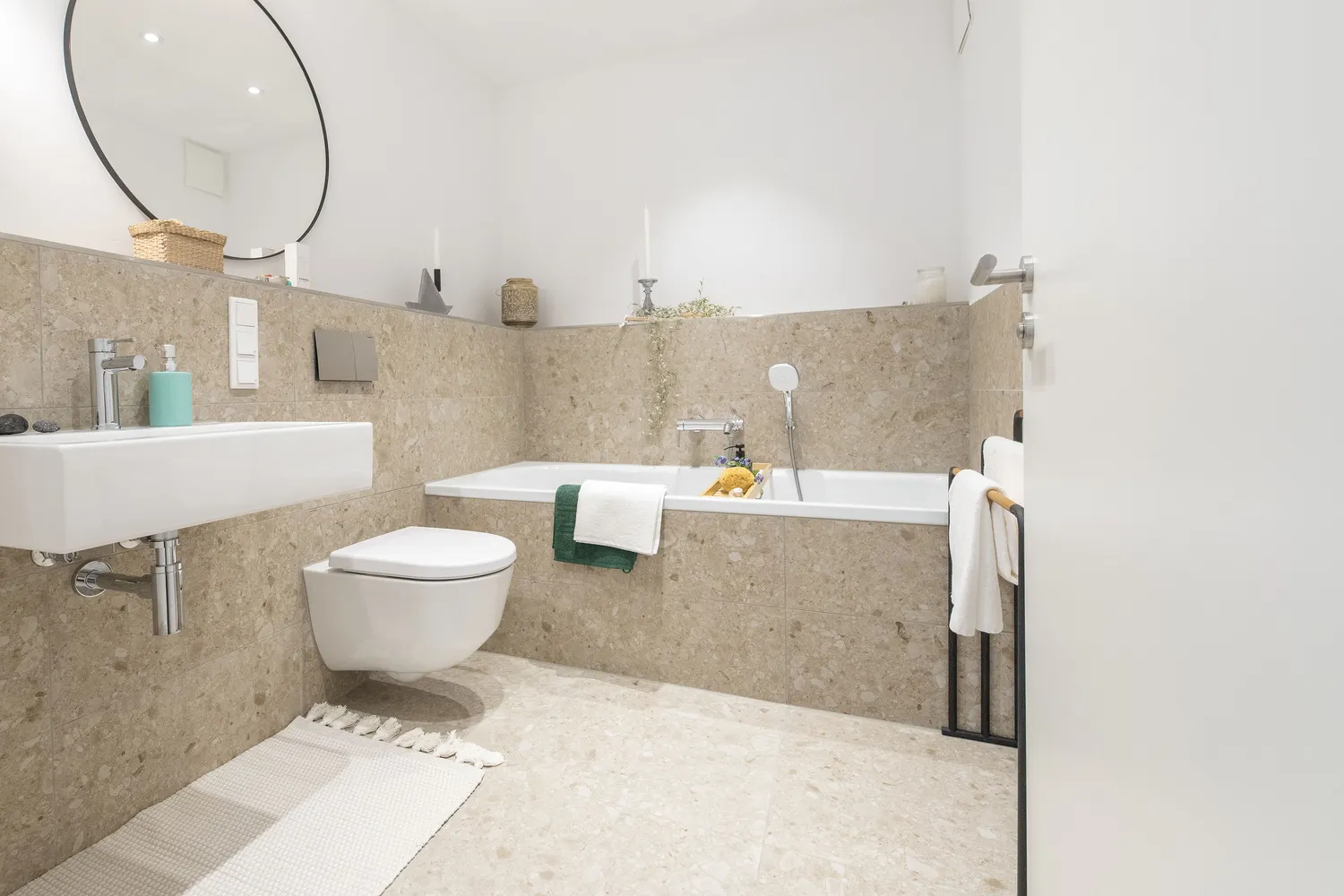 3 Zimmer Wohnung mit 97 m² in Nürnberg – Bild 1