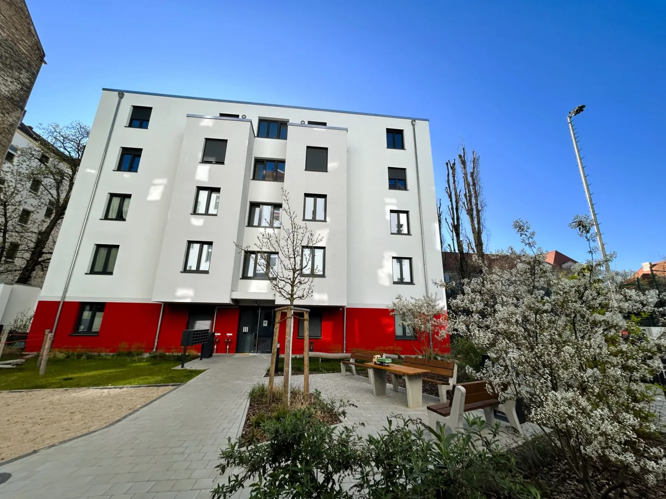 2 Zimmer Wohnung mit 48 m² in Berlin – Bild 1