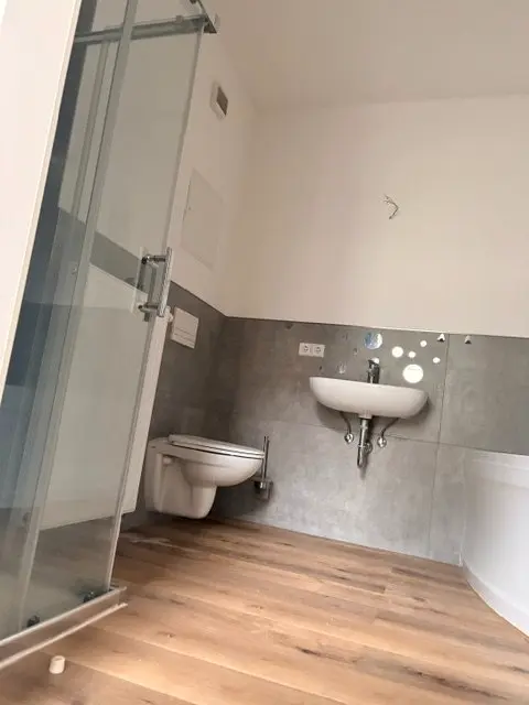 4 Zimmer Wohnung mit 100 m² in Sonneberg – Bild 3