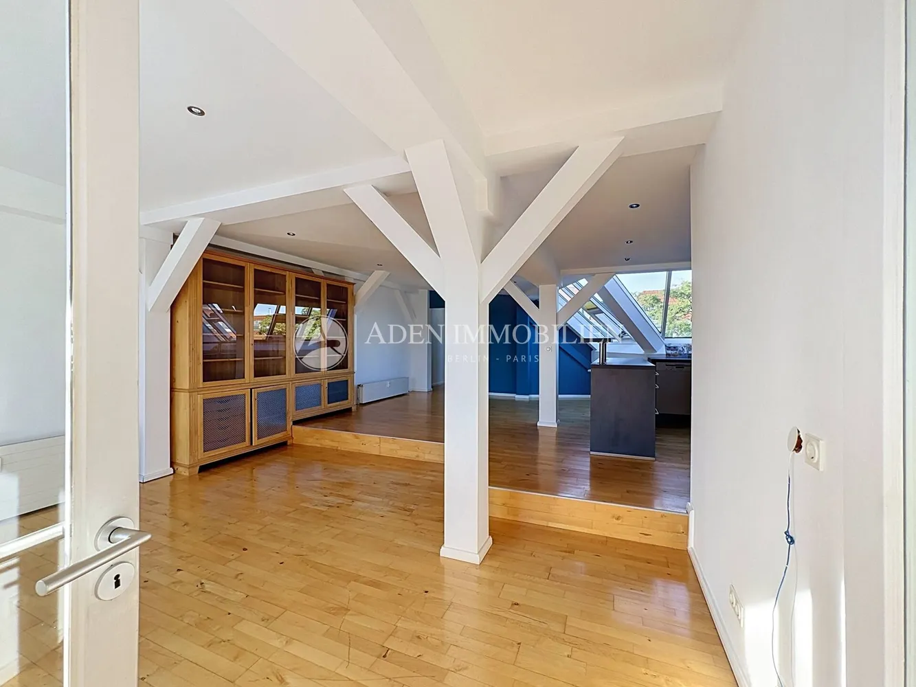 4 Zimmer Wohnung mit 127 m² in Berlin – Bild 3