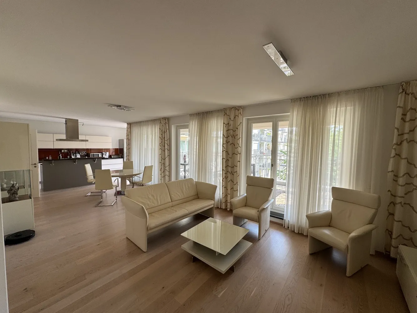 5 Zimmer Wohnung mit 203 m² in München – Bild 5