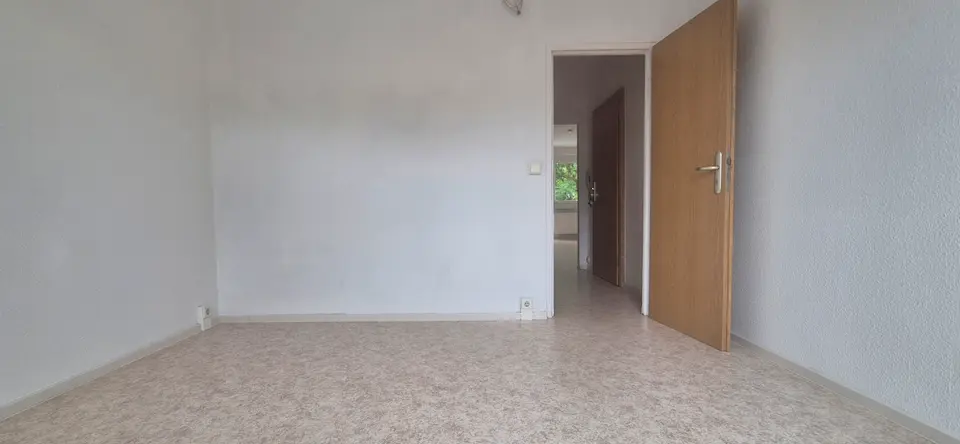3 Zimmer Wohnung mit 55 m² in Crimmitschau – Bild 4