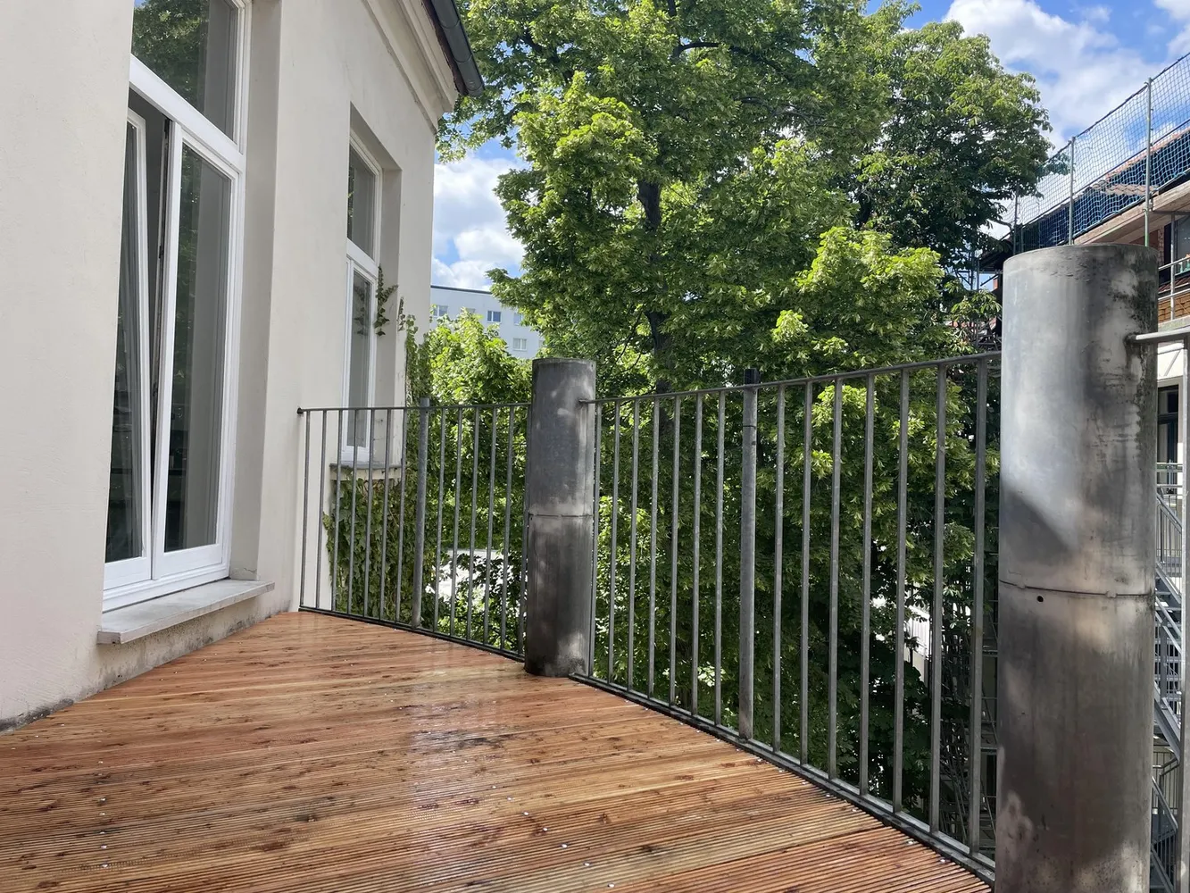 5 Zimmer Wohnung mit 201 m² in Leipzig – Bild 2