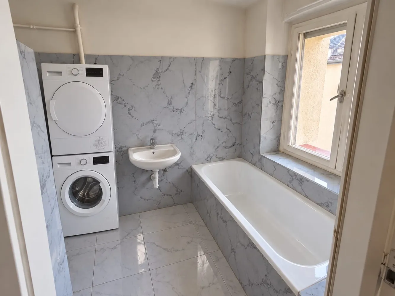 4 Zimmer Wohnung mit 92 m² in Nürnberg – Bild 2