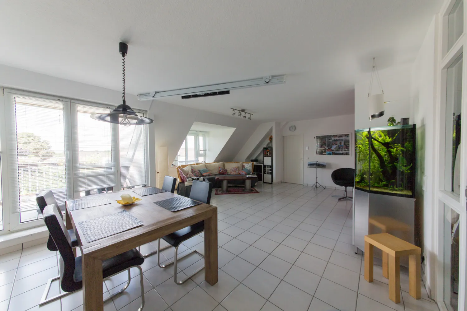 2 Zimmer Wohnung mit 89 m² in Bergisch Gladbach – Bild 3