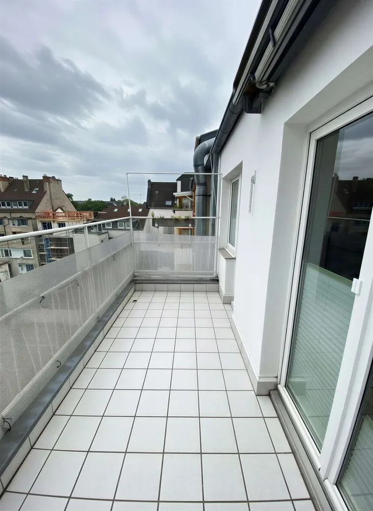 WG-Zimmer mit 11 m² in Düsseldorf – Bild 2