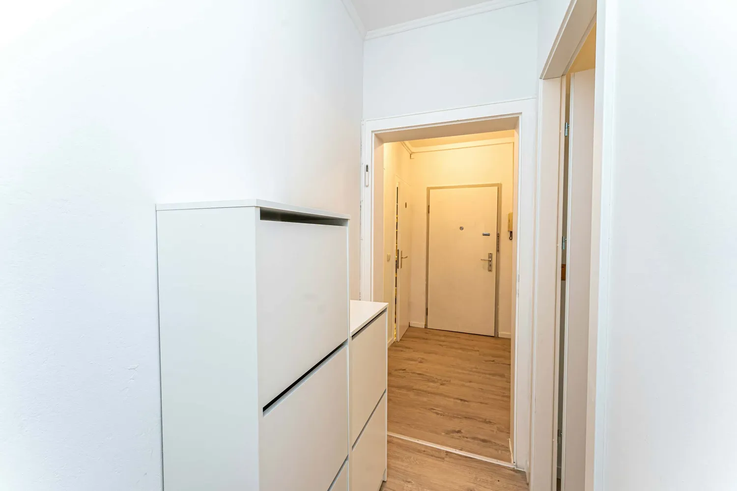 Shared room with 8 m² in Berlin – Photo 3