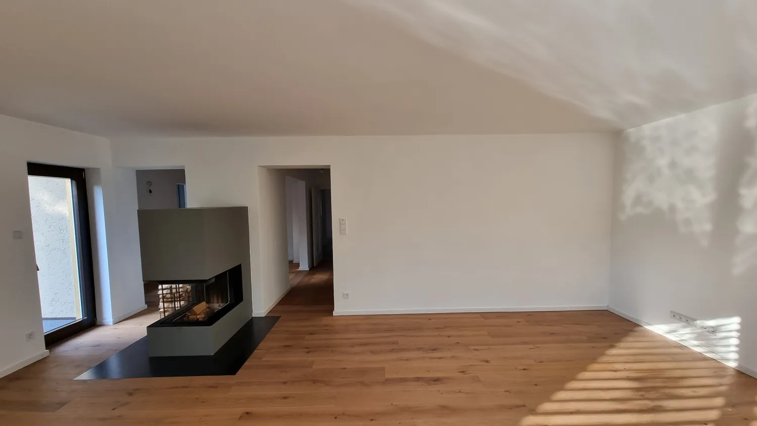 5 Zimmer Wohnung mit 148 m² in München – Bild 2