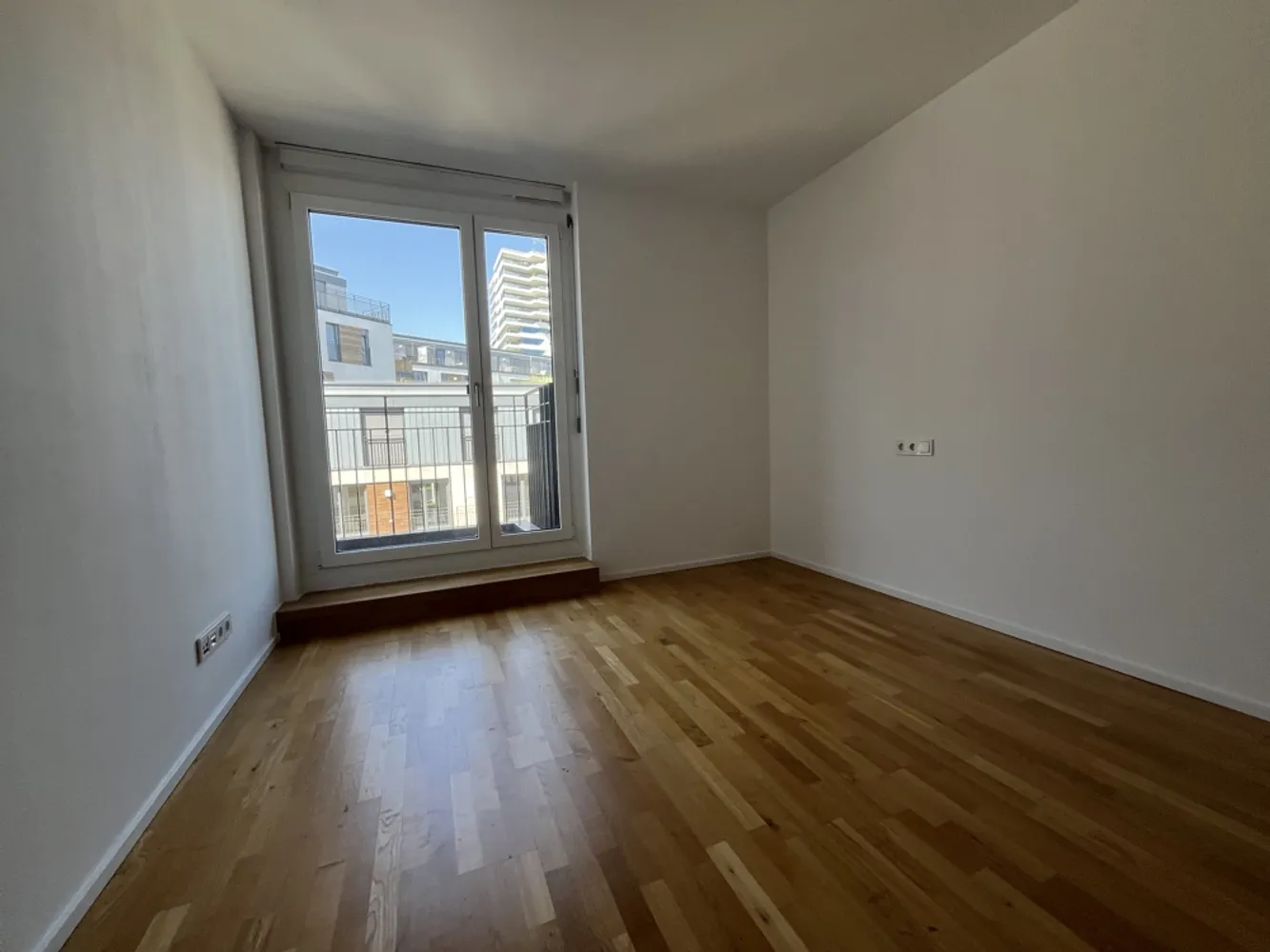 2 Zimmer Wohnung mit 75 m² in Stuttgart – Bild 2