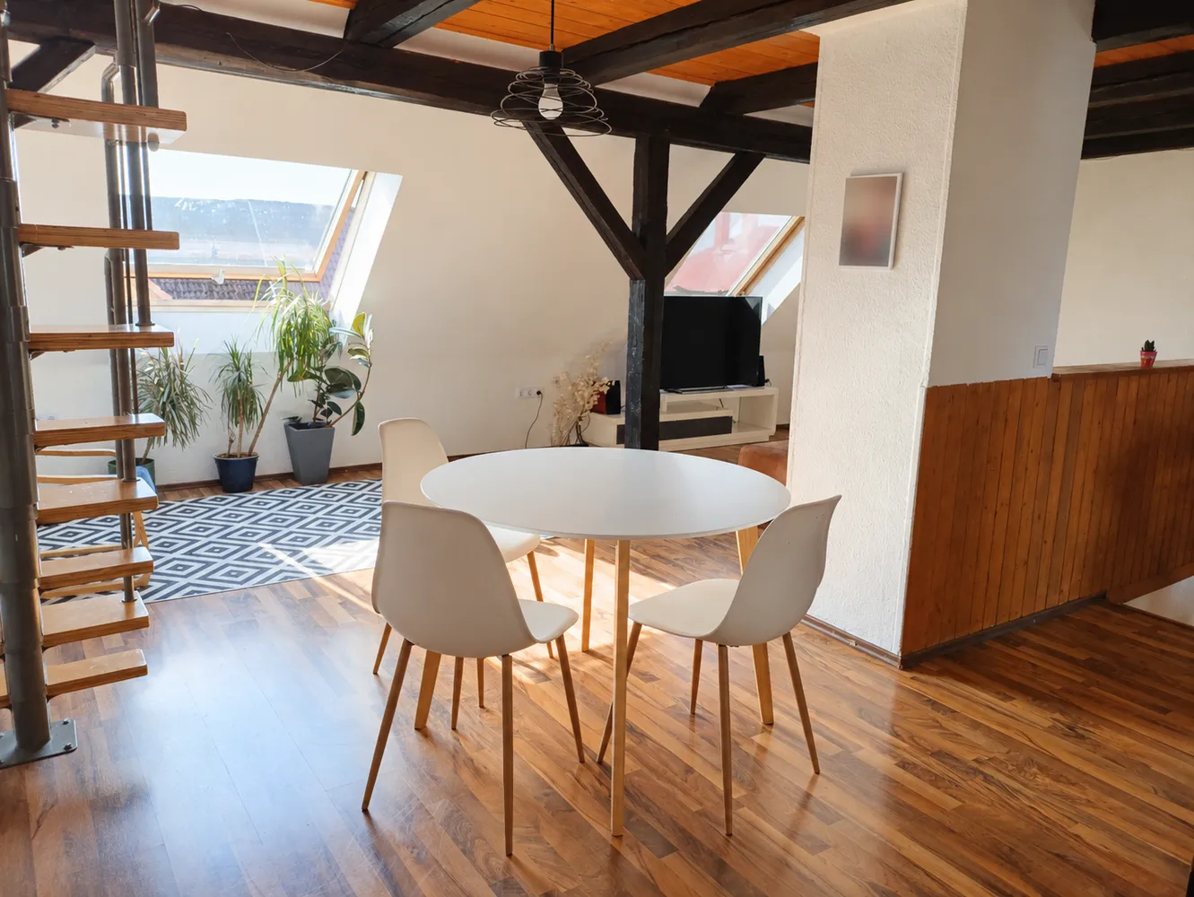 5 Zimmer Wohnung mit 110 m² in Braunschweig – Bild 1