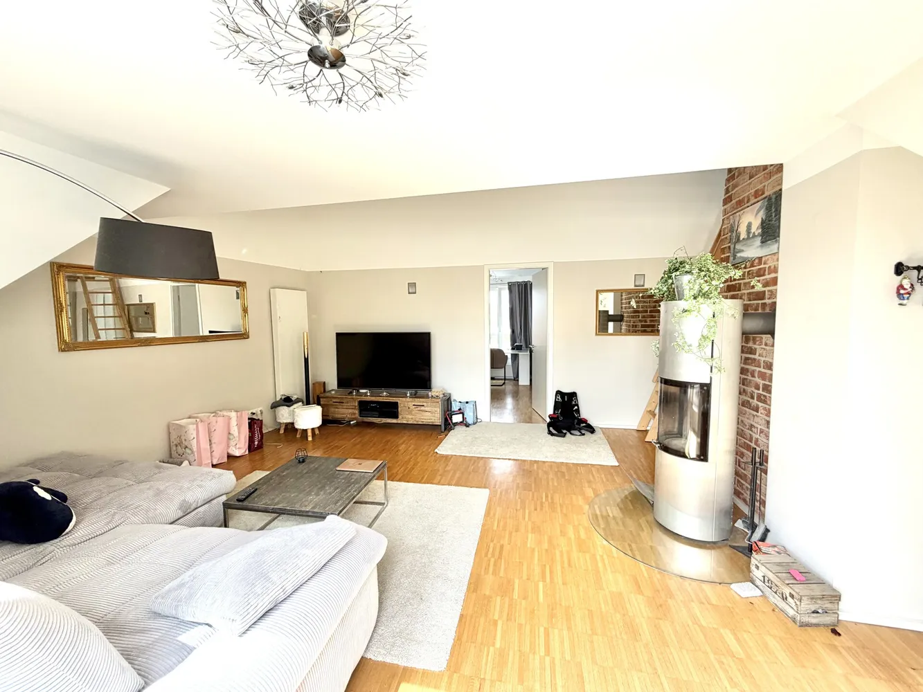 2 Zimmer Wohnung mit 76 m² in Hamburg – Bild 5