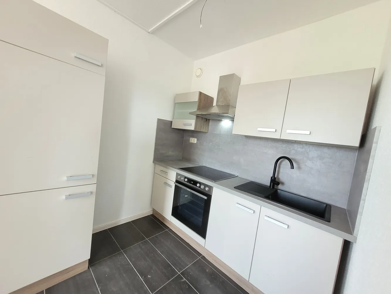 2 Zimmer Wohnung mit 48 m² in Halle (Saale) – Bild 7