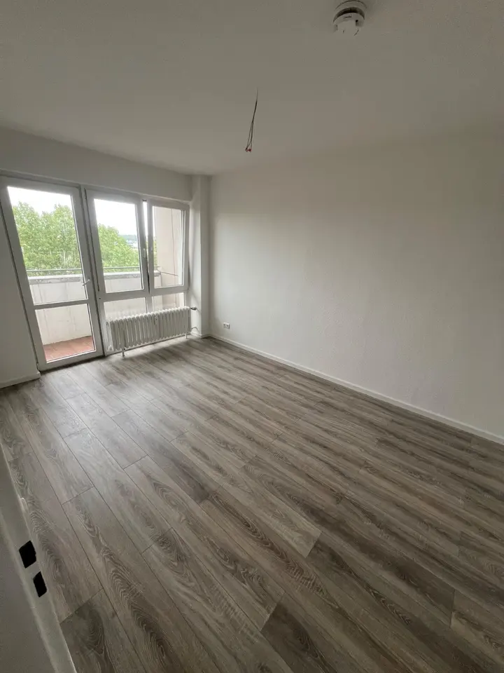 2 Zimmer Wohnung mit 67 m² in Offenbach – Bild 1