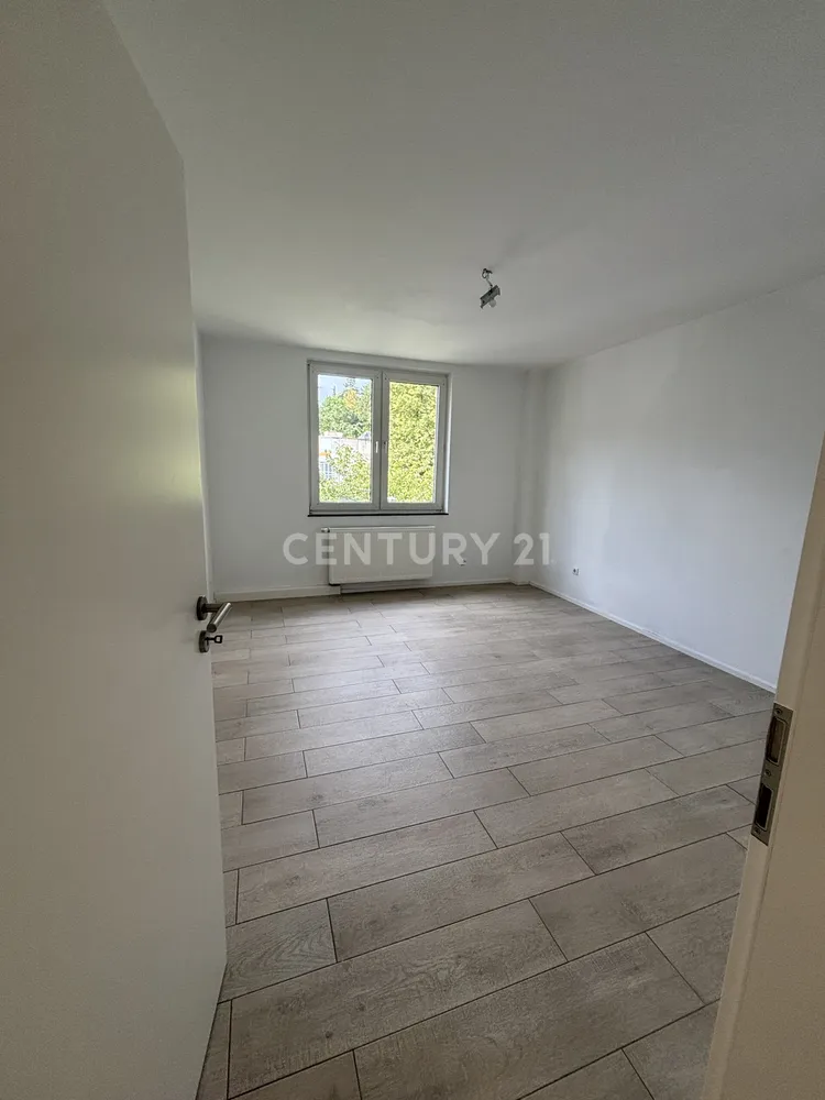 4 Zimmer Wohnung mit 98 m² in Aachen – Bild 2