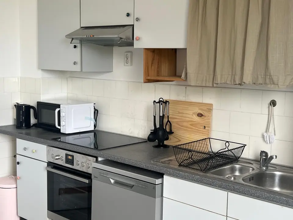 7 Zimmer Wohnung mit 12 m² in Bielefeld – Bild 5