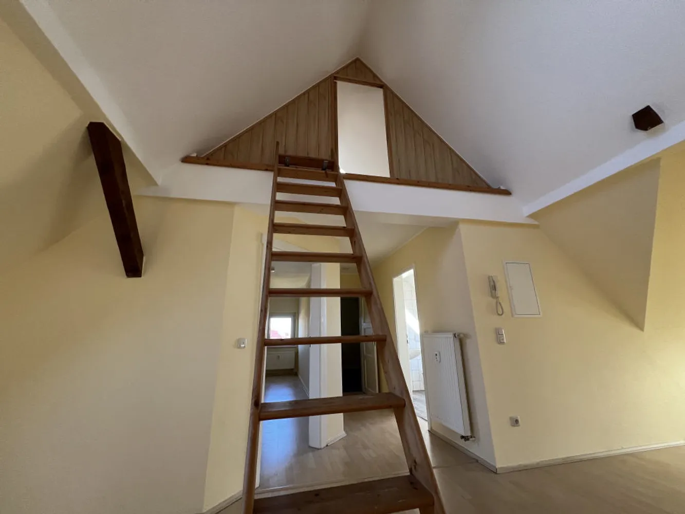 3 Zimmer Wohnung mit 92 m² in Riesa – Bild 8