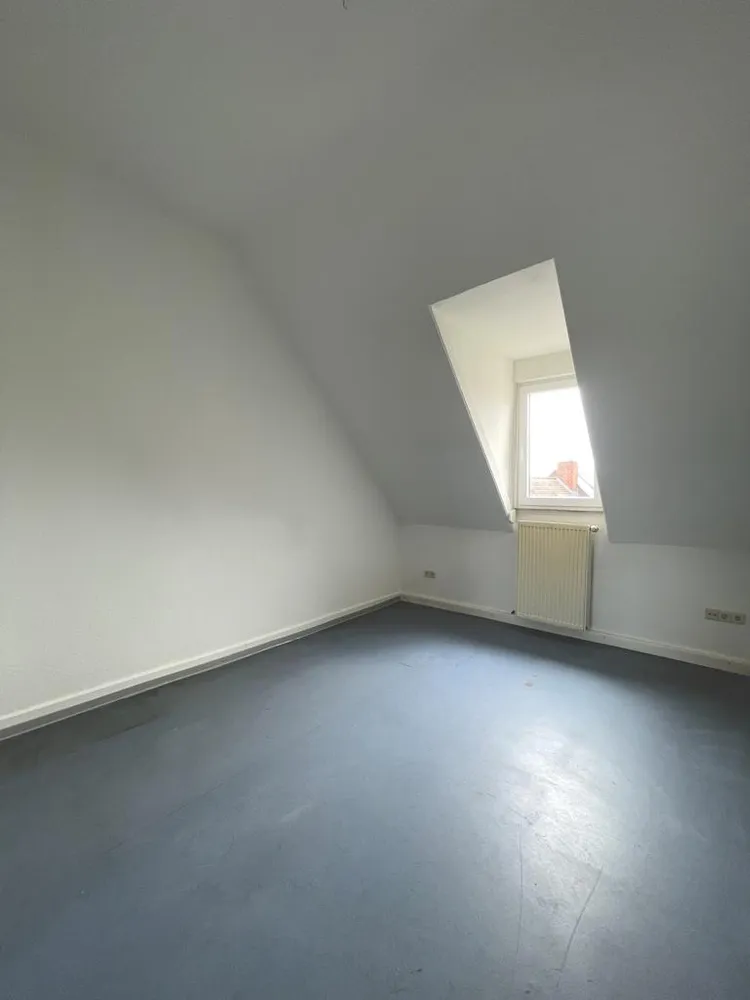 6 Zimmer Wohnung mit 117 m² in Karlsruhe – Bild 6