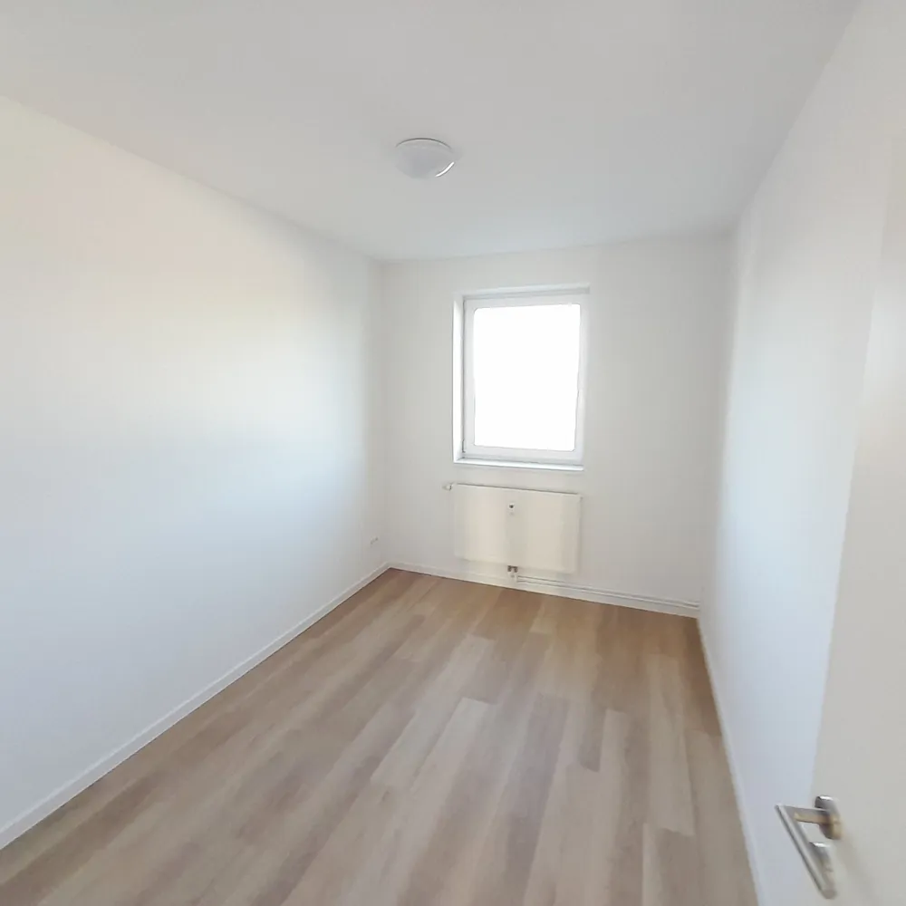 7 Zimmer Wohnung mit 154 m² in Halle (Saale) – Bild 1