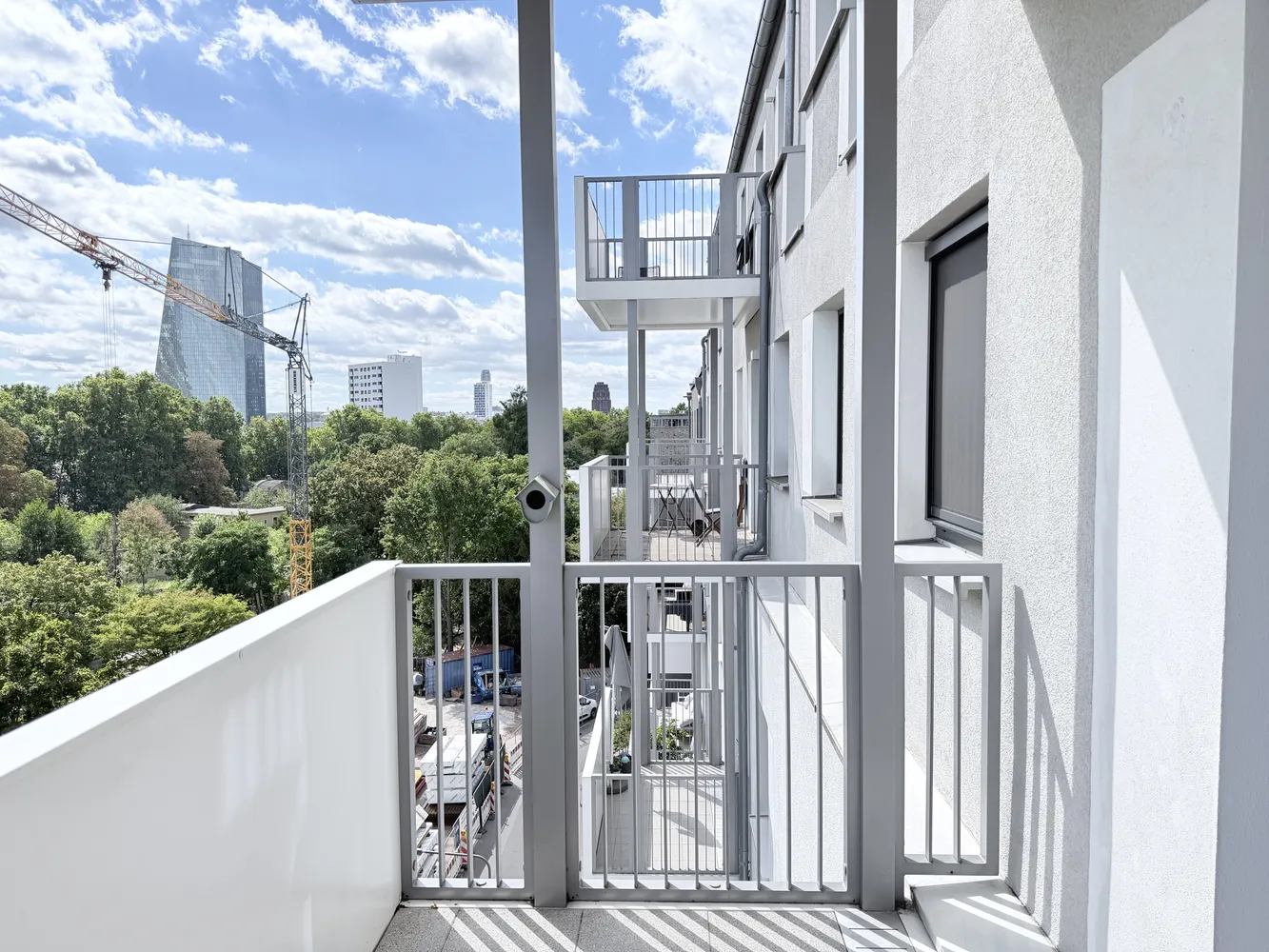 3 Zimmer Wohnung mit 80 m² in Frankfurt am Main – Bild 1