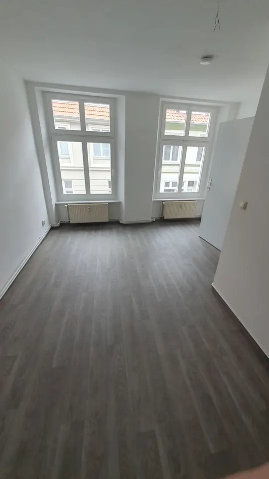 4 Zimmer Wohnung mit 82 m² in Stralsund – Bild 1