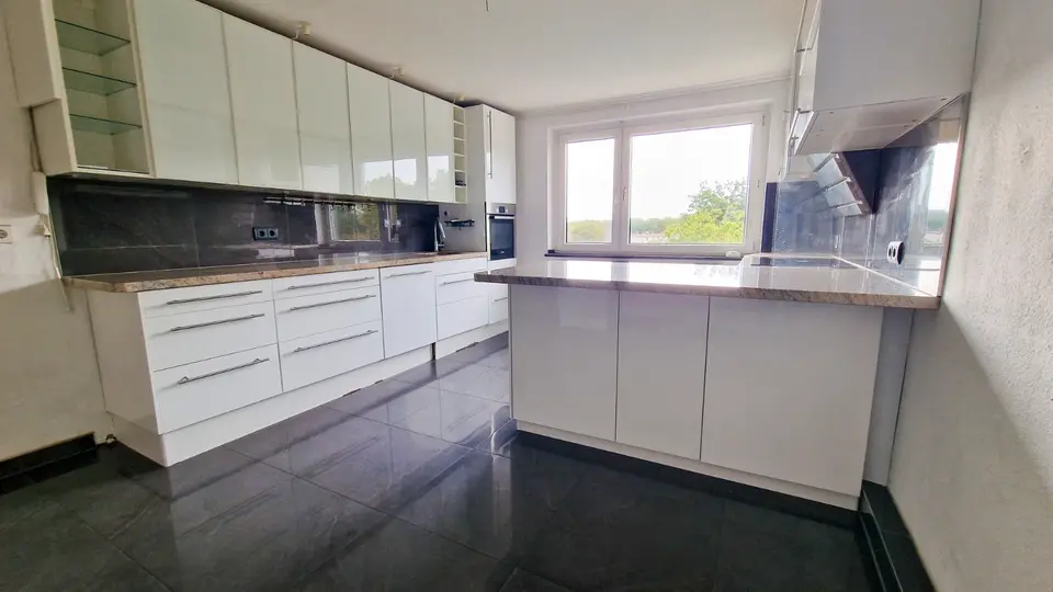 4 Zimmer Wohnung mit 116 m² in Duisburg – Bild 3