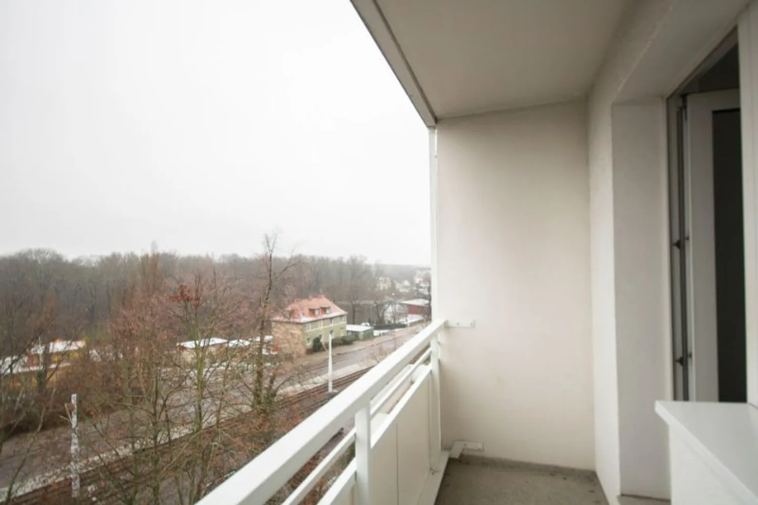 3 Zimmer Wohnung mit 60 m² in Halle (Saale) – Bild 4