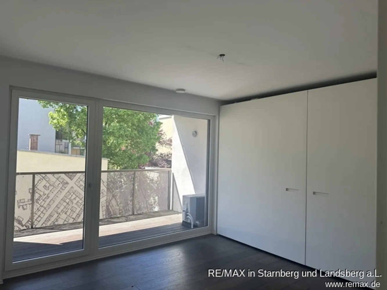 3 Zimmer Wohnung mit 101 m² in München – Bild 2