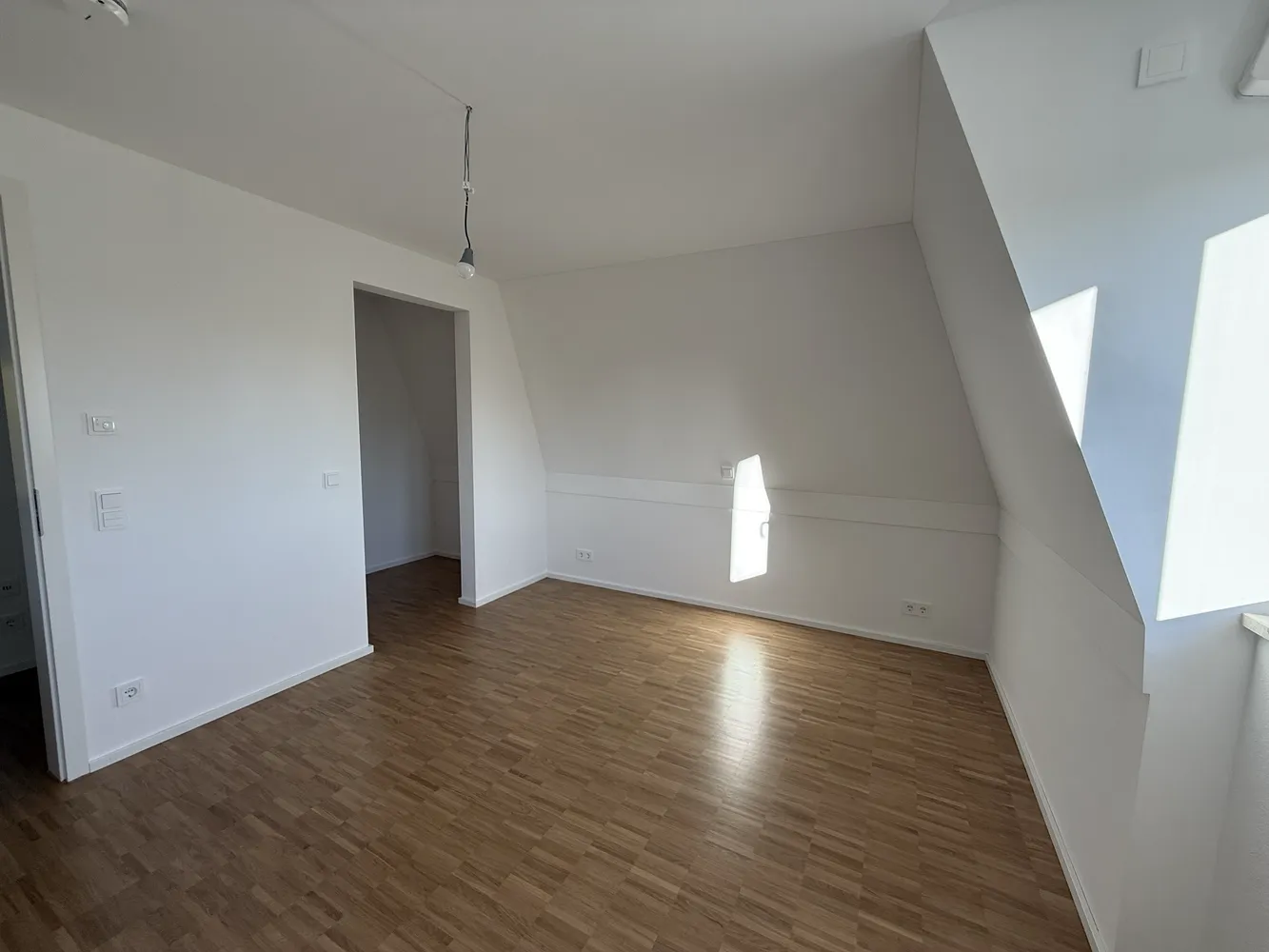 2 Zimmer Wohnung mit 64 m² in München – Bild 11