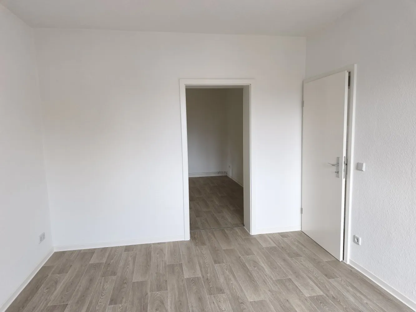 2 Zimmer Wohnung mit 42 m² in Brandenburg an der Havel – Bild 2