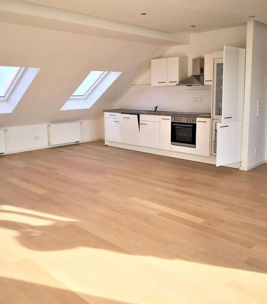 4 Zimmer Wohnung mit 107 m² in Leipzig – Bild 2